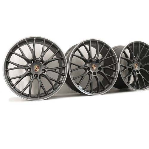 Porsche 911 alloy wheels - 20",
